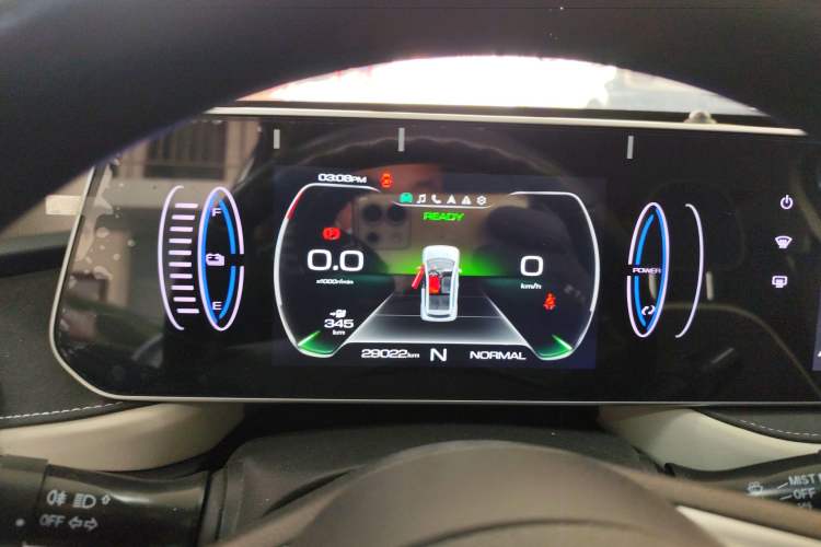 Used ORA Black Cat 2022 351 km Comfort Version Ternary Lithium
