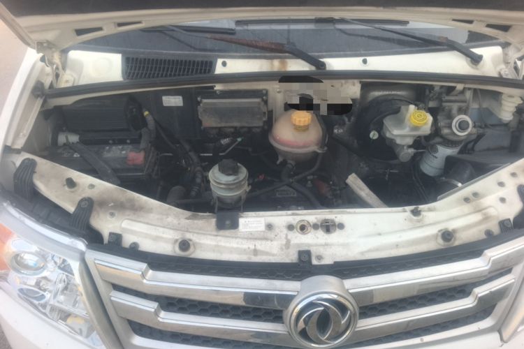 Used  Yufeng 2018 2.3TA100 Standard Edition Logistics Vehicle Short Wheelbase Mid-Roof Design 5-9 Seater Powered by WP2.3