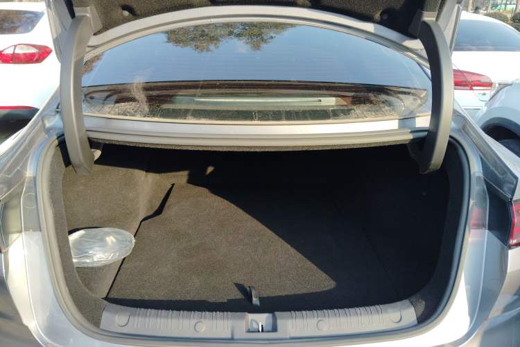 Used BYD Qin L 2024 DM-i 80KM Leading Model
