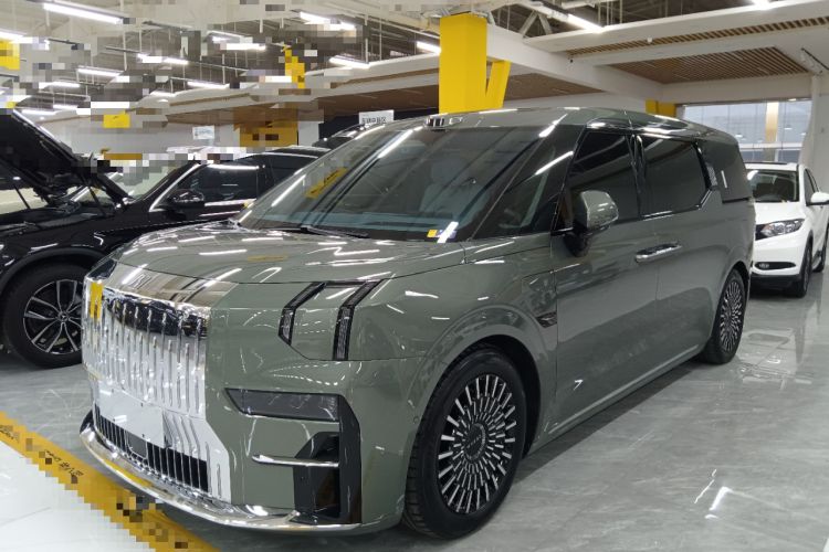 Used Zeekr 009 2024 Six-Seat Executive Version 4WD 140 kWh
