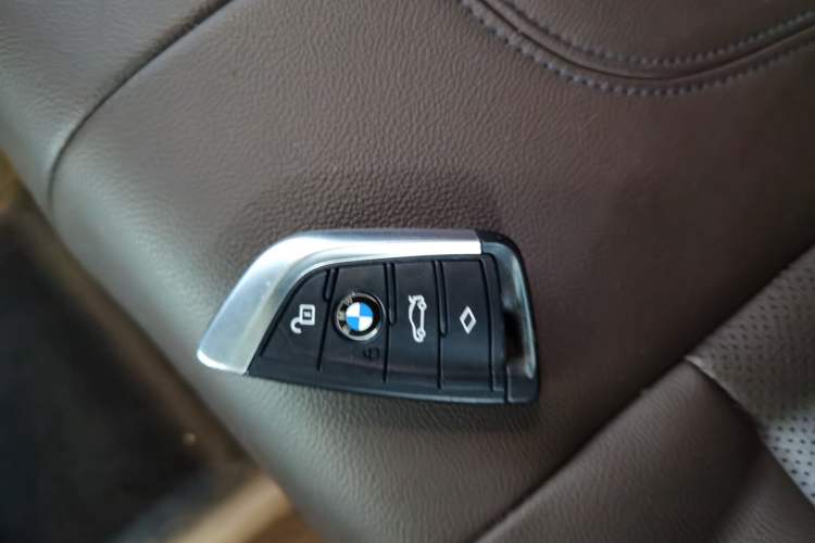 Used BMW iX3 2022 Leading Model
