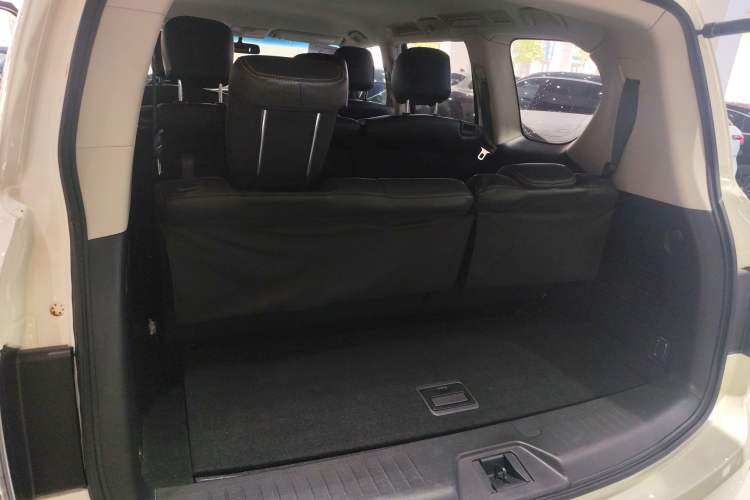 Used Nissan Patrol (Parallel Import) 2017 4.0L SE Middle East Version
