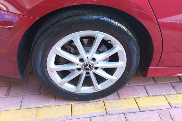 Used Mercedes-Benz A-Class 2020 Restyled A 200 L Sport Sedan Fashion Version
