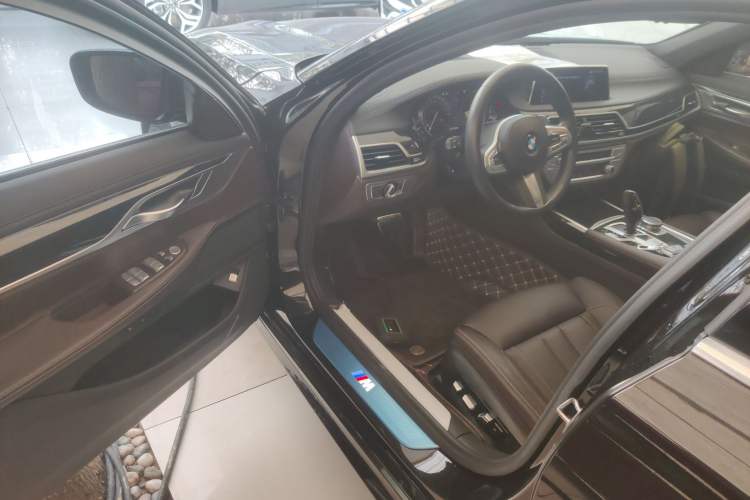 Used BMW 7 Series 2018 730Li Leading Model M Sport Package
