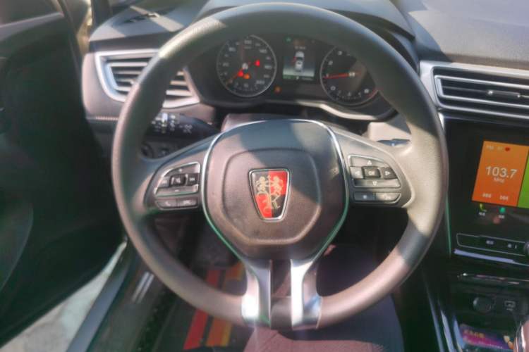 Used Roewe i5 2019 1.5L Automatic 4G Connected Langhao Edition