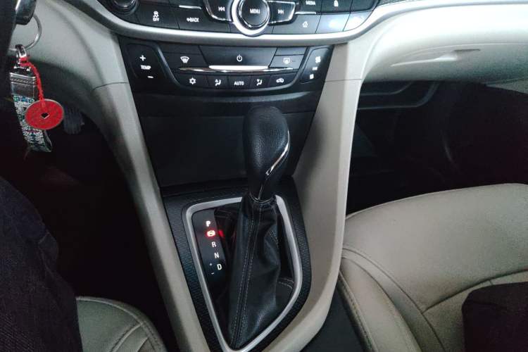 Used Buick GT 2019 15T Dual-Clutch Connected Elite Model China VI
