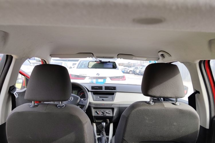 Used Skoda Fabia 2015 1.4L Automatic Front-Drive Model
