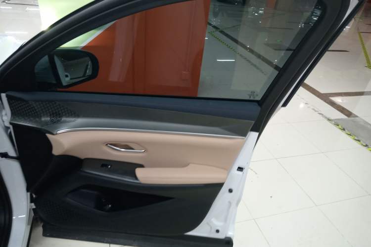 Used BYD Song Pro New Energy 2025 Second-Generation DM-i 75KM Leading Edition
