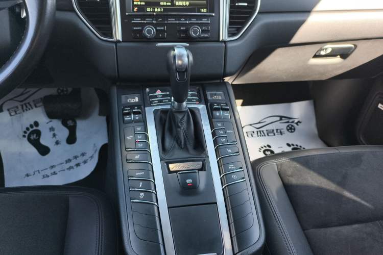 Used Porsche Macan 2016 Macan 2.0T