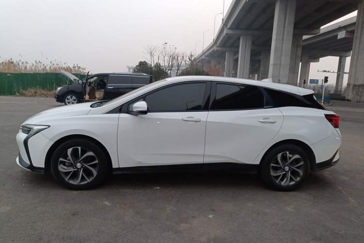 Used Buick Velite 6 2019 Connected Fashion Model