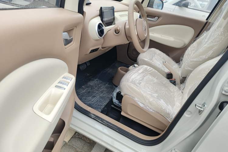 Used Wuling Hongguang MINIEV 2025 Four-Door Version Advanced Edition
