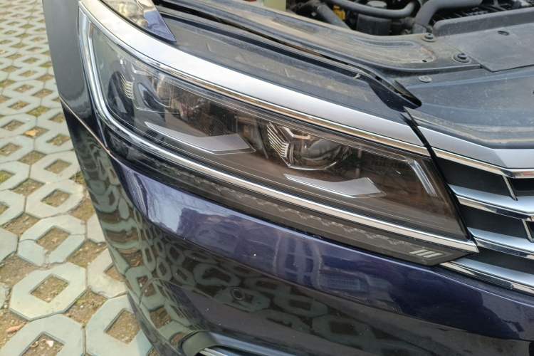 Used Volkswagen Passat 2017 330TSI DSG Luxury Edition
