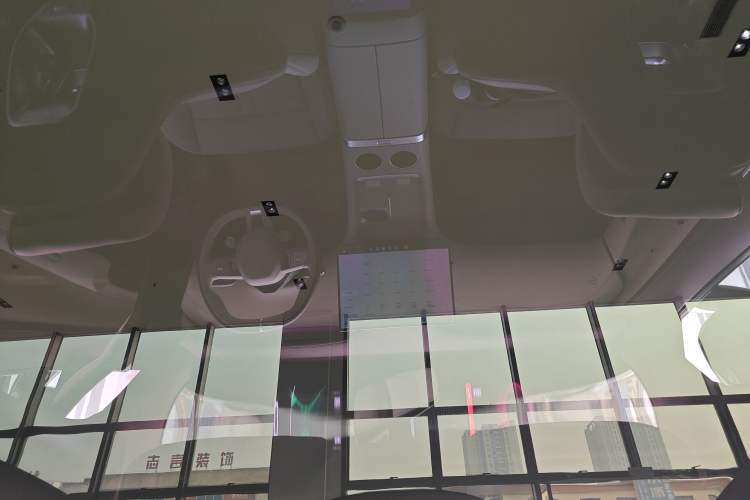 Used  YU7 2025 Ultra-Long Range Rear-Wheel Drive Version
