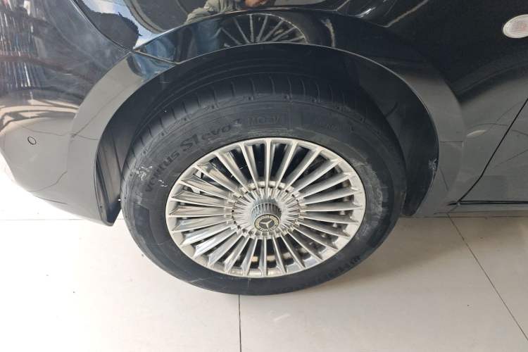 Used Mercedes-Benz Vito 2023 2.0T Elite Version 7 Seats
