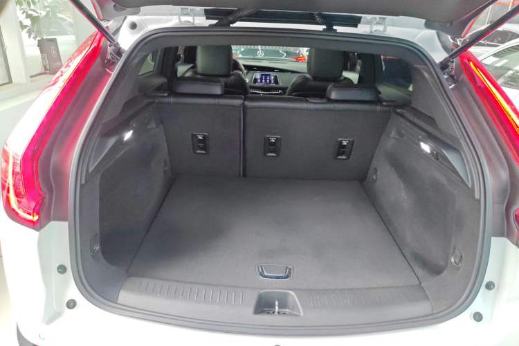 Used Cadillac XT4 2022 28T Two-Wheel Drive Fashion Edition
