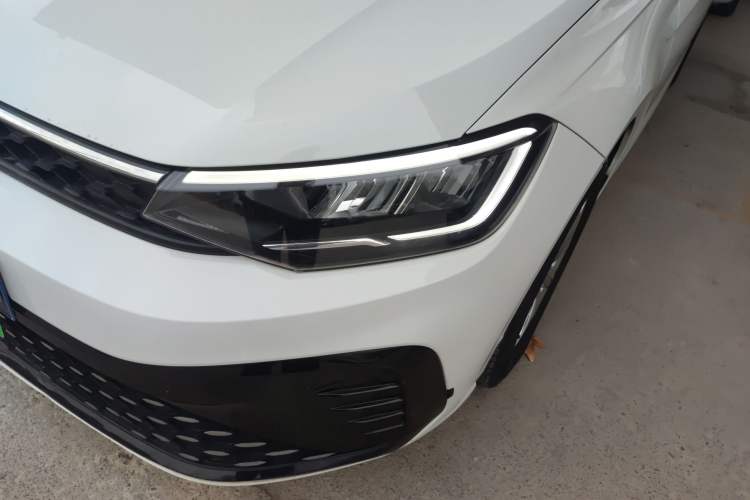 Used Volkswagen Lavida 2023 New Rui 1.5L Automatic New Yi Edition