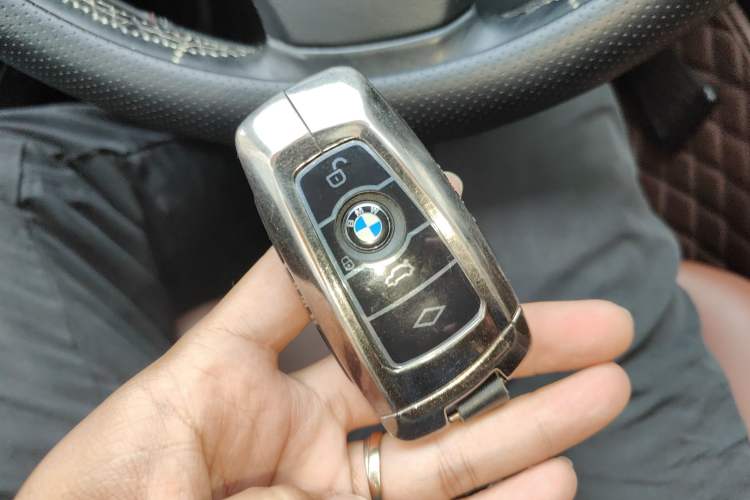 Used BMW 5 Series 2014 528Li xDrive Premium Edition
