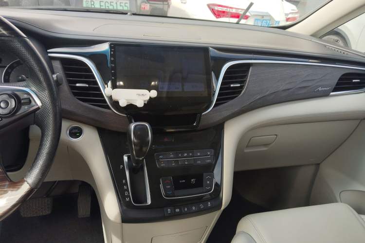 Used Buick GL8 2018 ES 28T Comfort Model China VI Standard
