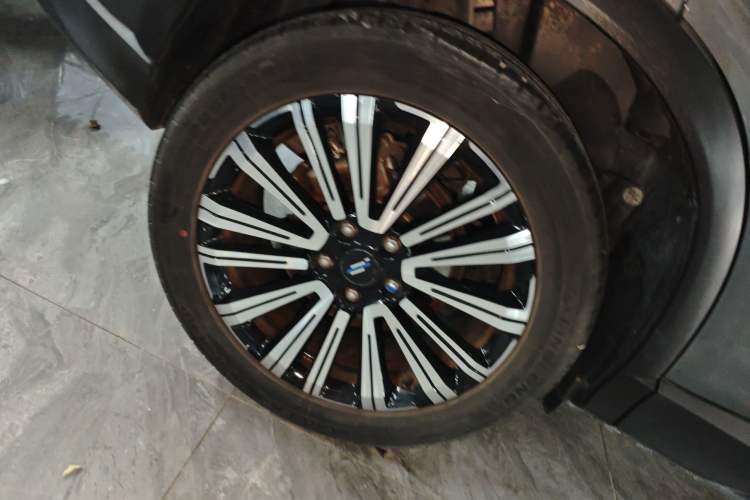 Used Oshan X5 2021 1.5T DCT Prestige Edition
