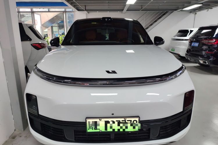 Used Li Auto L9 2022 Max model

