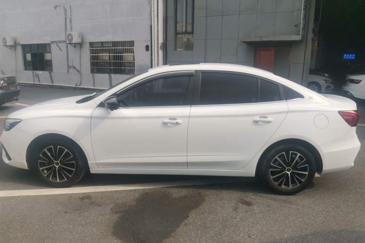 Used Roewe i5 2021 Revised Version 1.5L CVT Diamond Edition
