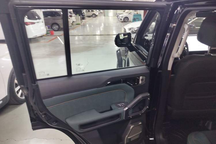 Used Jetour Traveler 2023 2.0T All-Wheel-Drive CrossPRO
