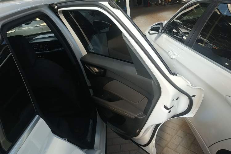 Used Audi Q4 e-tron 2023 40 e-tron Adventure Edition
