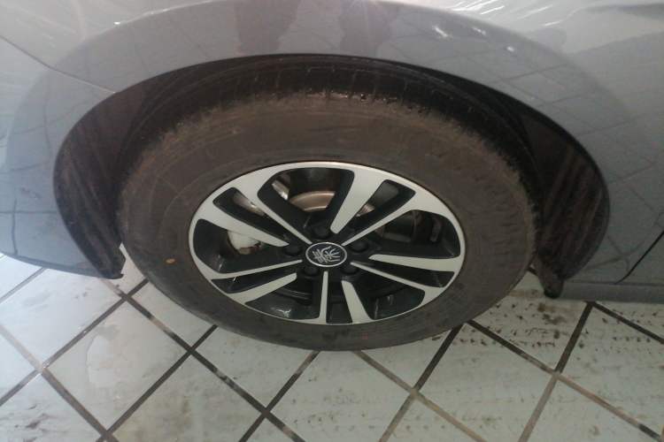 Used BYD Qin PLUS 2025 DM-i Smart Drive 120KM Superior Model