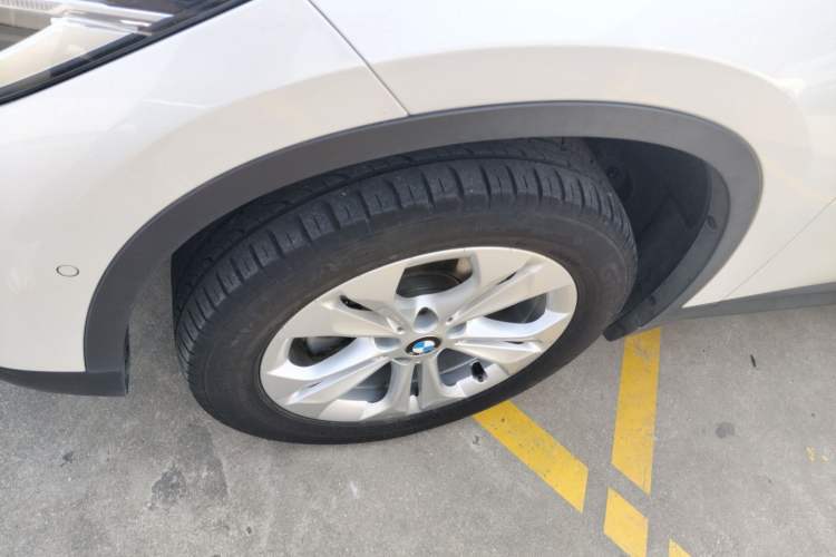 Used BMW X1 2016 sDrive18Li Premium Edition
