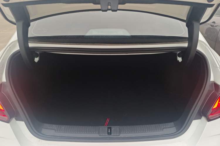 Used MG 5 2023 180 DVVT CVT Luxury Edition
