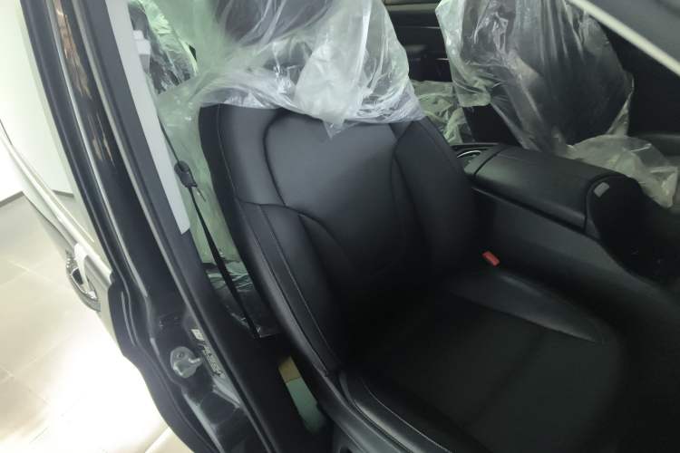 Used Mercedes-Benz V-Class 2021 V 260 L Long Wheelbase Prestige Edition