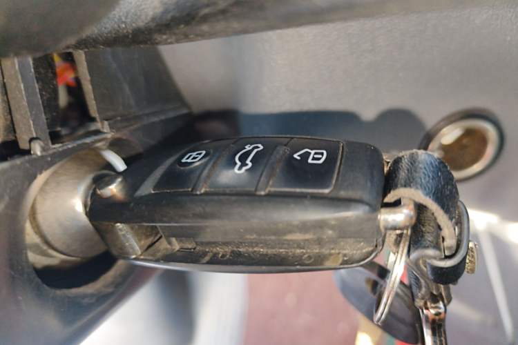 Used JMC Transit 2017 2.8T Commercial Version Short Wheelbase Mid-Roof 6/7/8-Seater JX493
