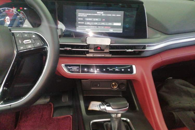 Used Changan CS75 PLUS 2021 1.5T Automatic Luxury Version
