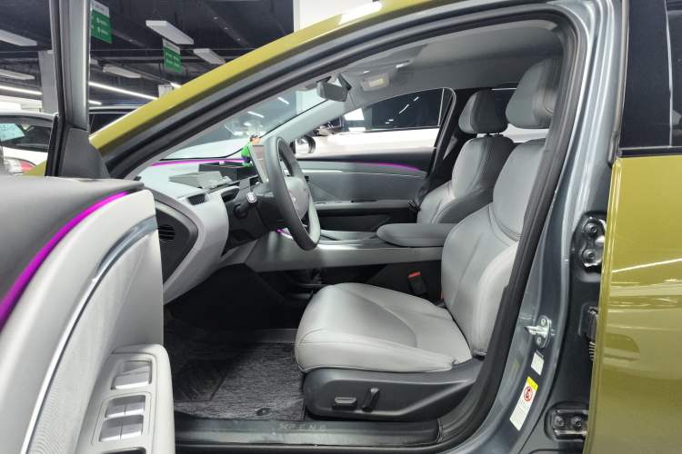 Used XPeng MONA M03 2024 620 with Ultra-Long Range