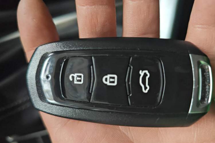 Used Geely Auto Vision X3 2020 1.5L CVT Luxury Model