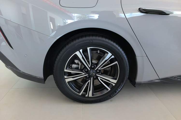 Used Hongqi EH7 2024 820 Pro