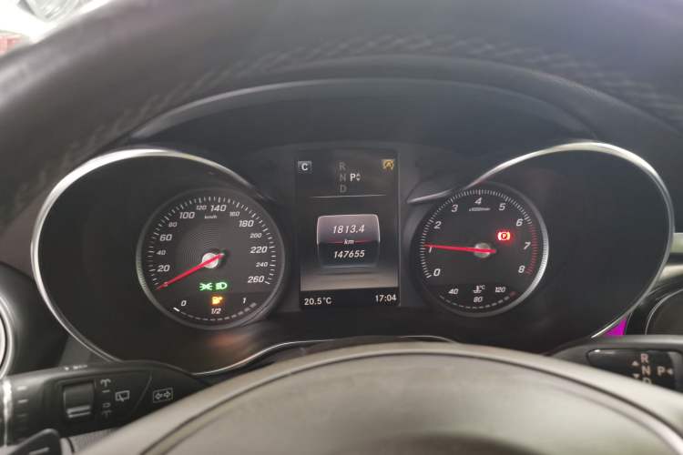 Used Mercedes-Benz GLC 2016 GLC 300 4MATIC Dynamic Model