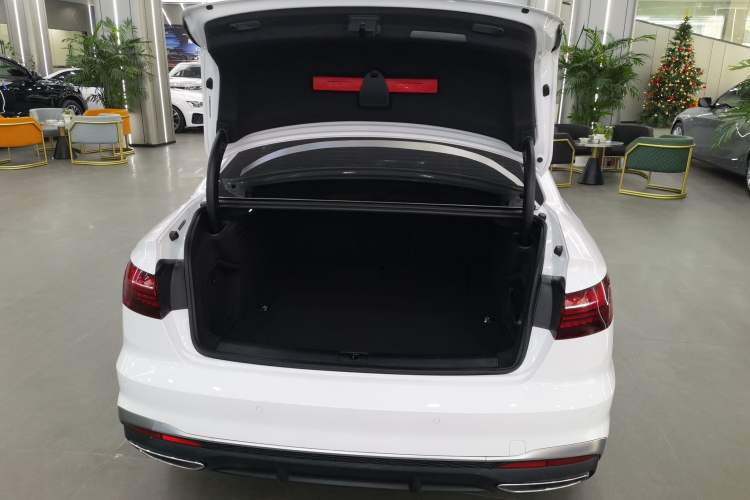 Used Audi A4L 2023 40 TFSI Fashion Dynamic Model