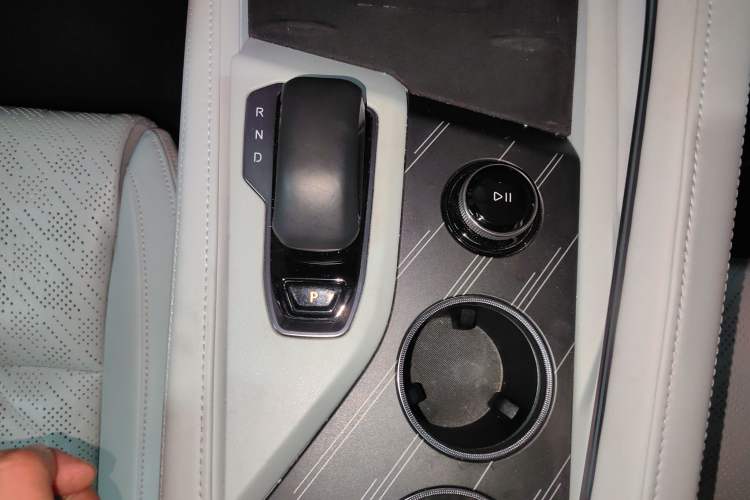 Used Zeekr 001 2025 YOU Edition 100 kWh All-Wheel Drive
