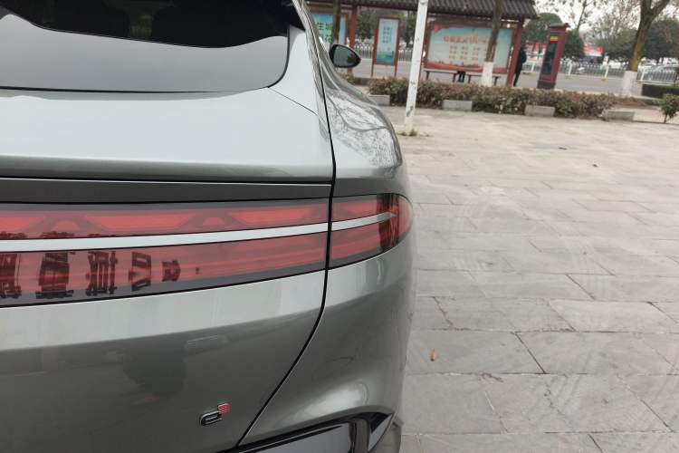 Used Denza Z9GT 2024 1100 Four-Wheel Drive Max Edition