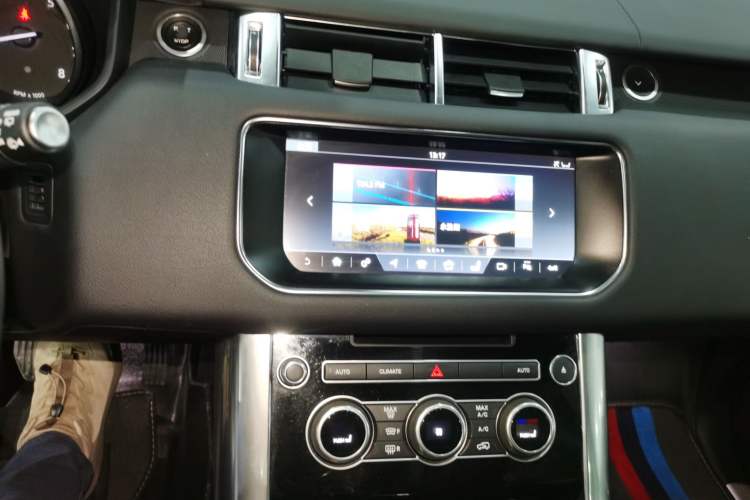 Used Land Rover Range Rover Sport 2017 3.0 SC V6 HSE
