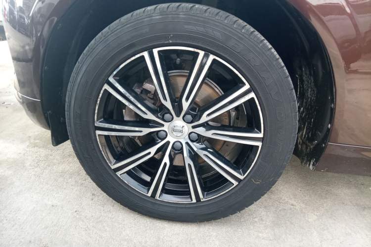 Used Volvo XC60 2021 T5 4x4 Smart Luxury Edition