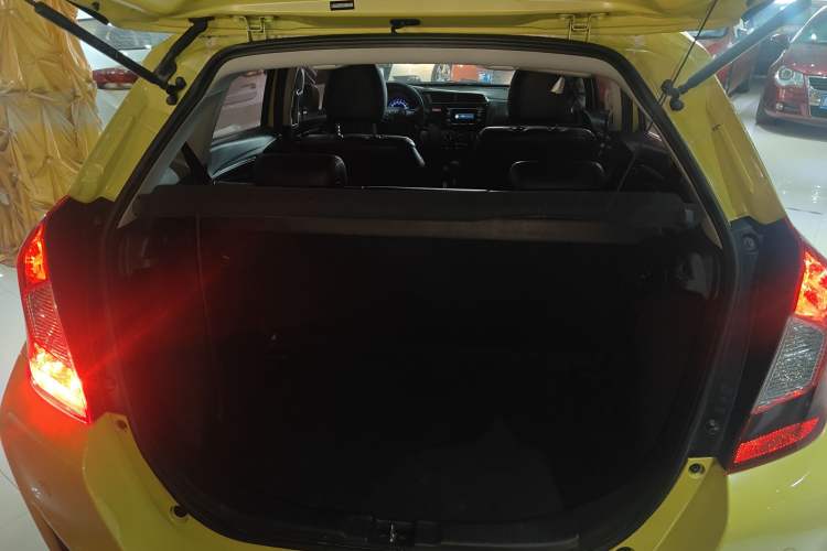 Used Honda Fit 2016 1.5L LXS CVT Comfort Sunroof Version