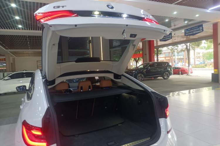 Used BMW 6 Series GT 2018 630i Luxury Design Package
