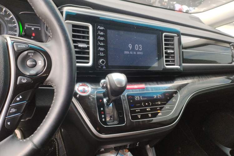 Used Honda Elysion 2019 2.0L Hybrid Supreme Edition
