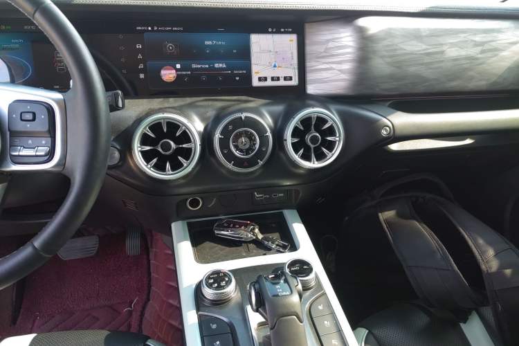 Used Tank 300 2021 City Edition 2.0T—Truly Stylish