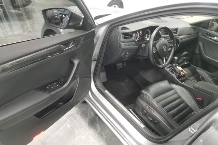 Used Skoda Superb 2018 TSI330 DSG Luxury Edition China V Standard
