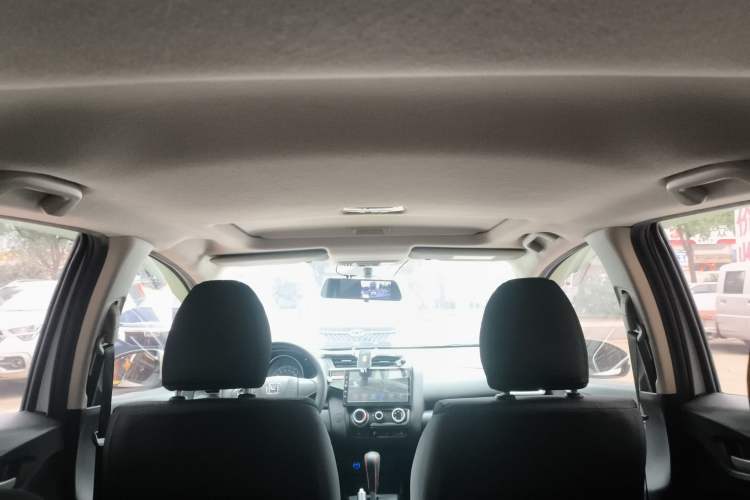 Used Honda Fit 2016 1.5L SES CVT Fashion Sunroof Edition
