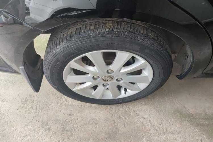 Used Buick Excelle 2013 1.5L Manual Luxury Model
