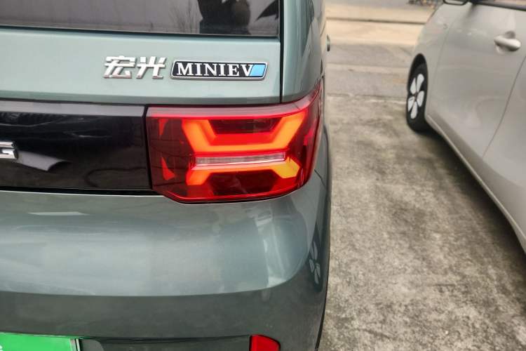 Used Wuling Hongguang MINIEV 2022 GAMEBOY 200km Gaming Edition with Lithium Iron Phosphate
